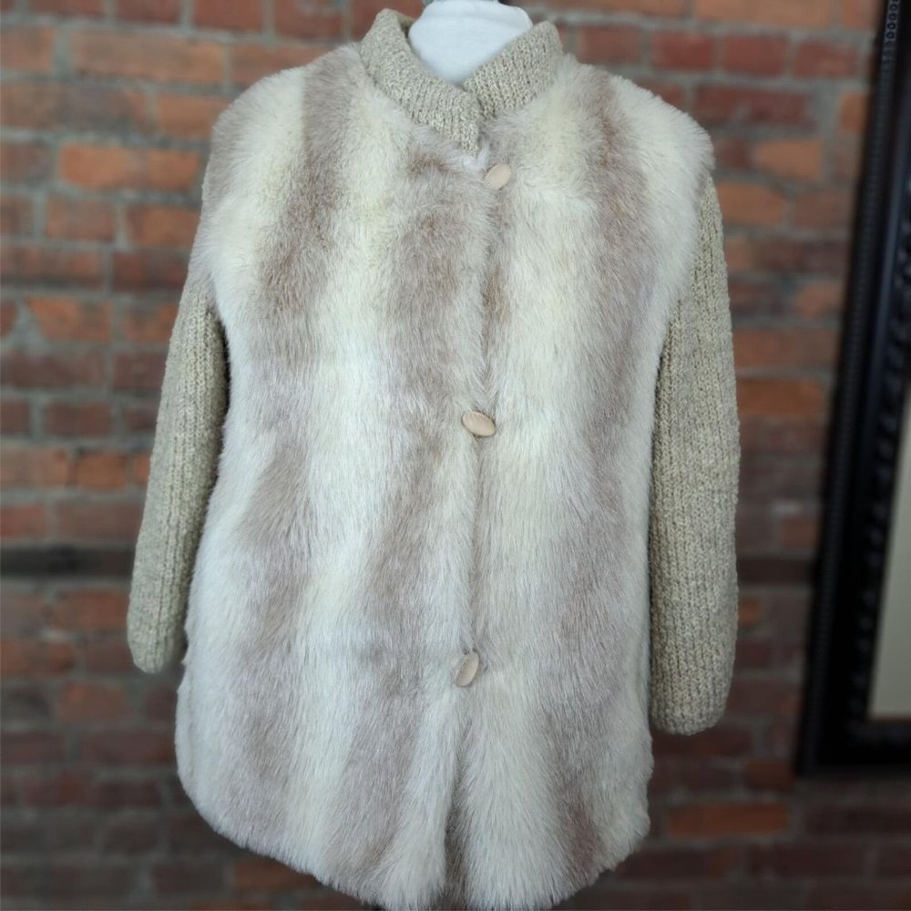 Vintage Faux Fur Jacket Boucle Knit Sleeves Collar IvoryTan Button Closure Sz 18